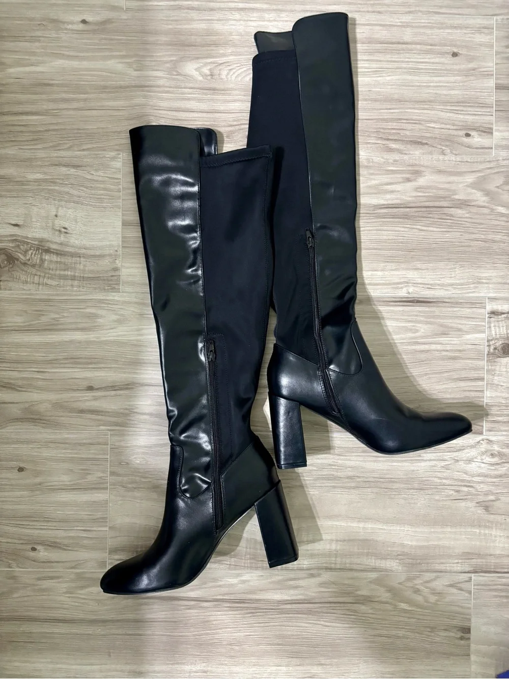 Liliana Raye 1 Black Knee-High Block Heel Boots 8.5